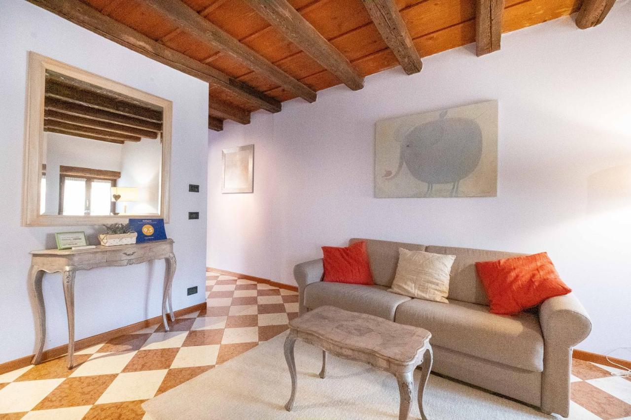 ヴェローナCasa Perottiアパートメント エクステリア 写真